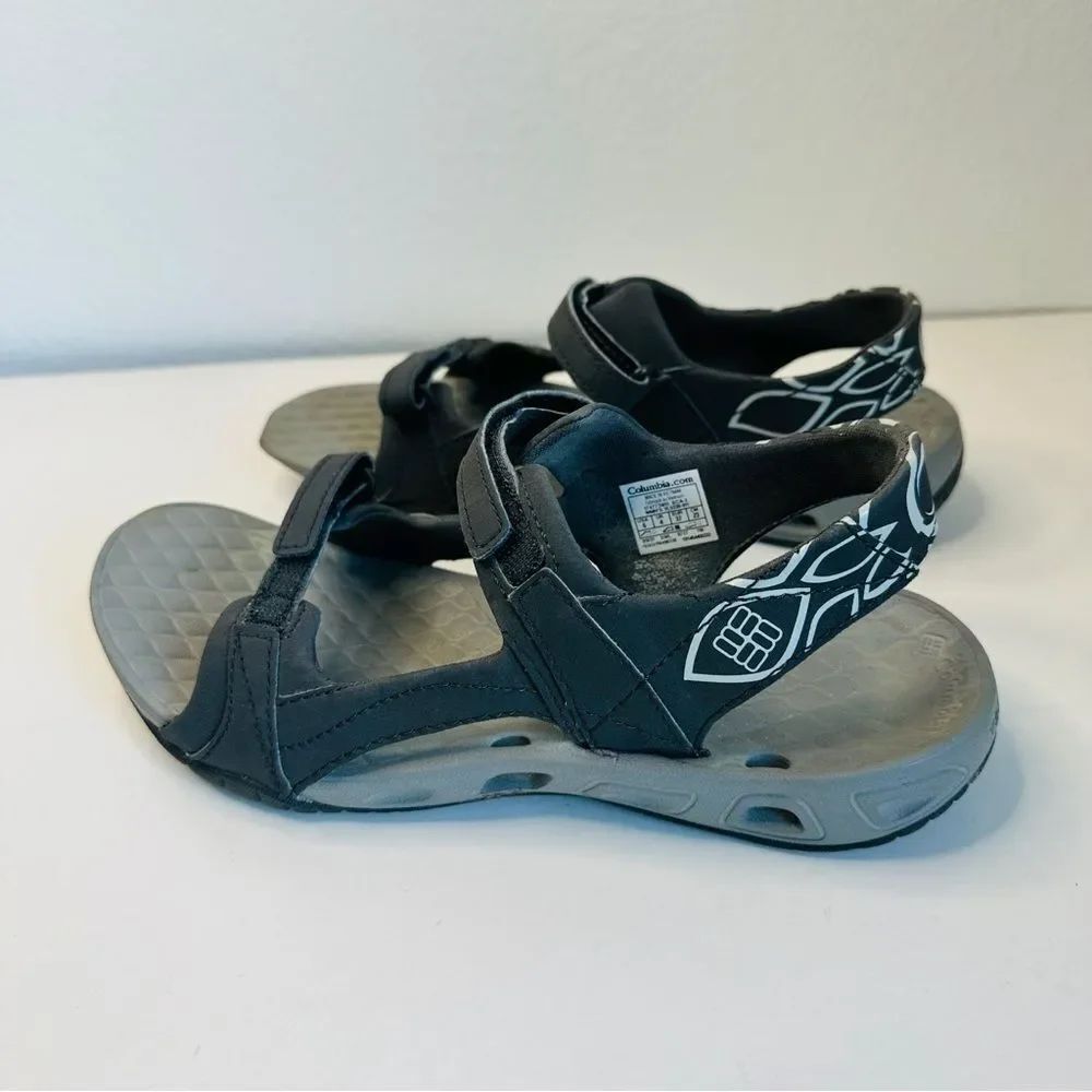 Columbia Black Gray Hiking Sandals Woman’s Size 6